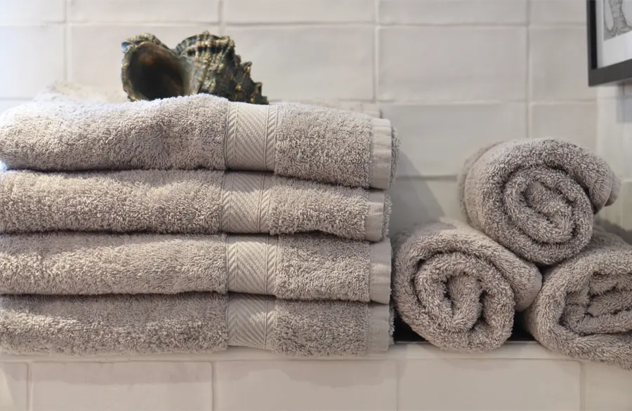 declutter organize towels